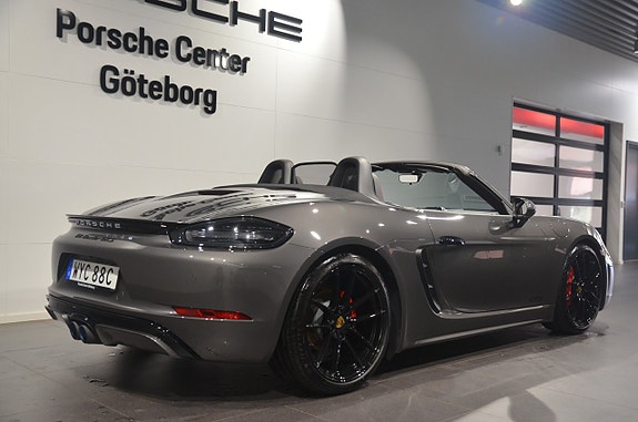 Porsche 718 Boxster GTS 4 of 18