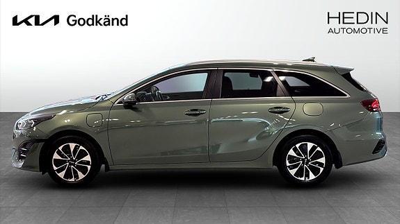 Kia Ceed 2 of 12