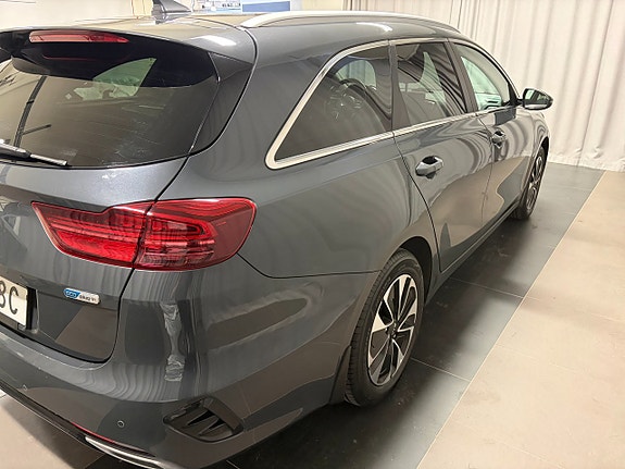Kia Ceed 3 of 13