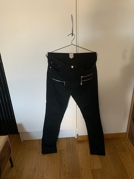 Product image 16 of 22