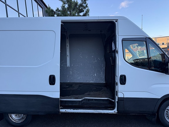 Iveco Daily 7 of 17