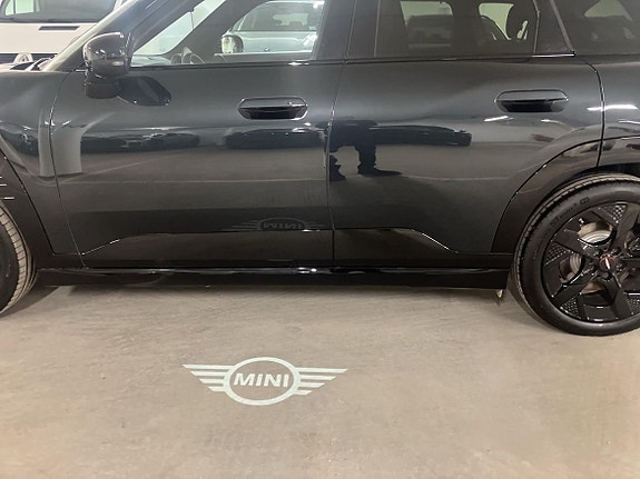 MINI Aceman E 16 of 16