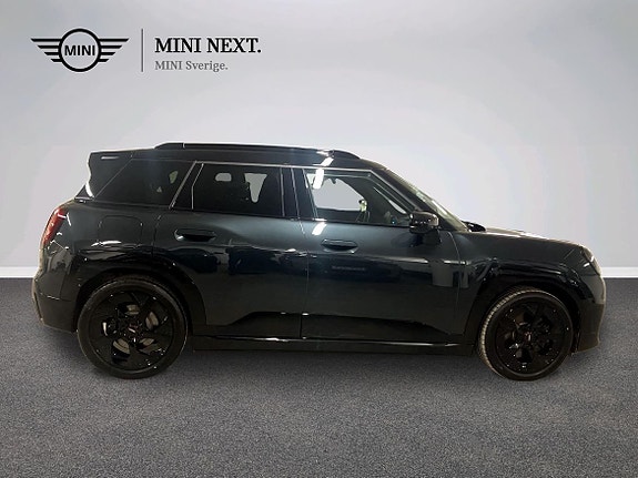 MINI Aceman E 2 of 16
