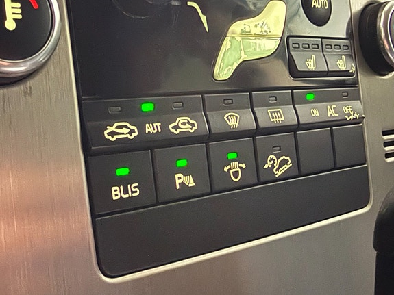 Volvo XC60 18 of 18