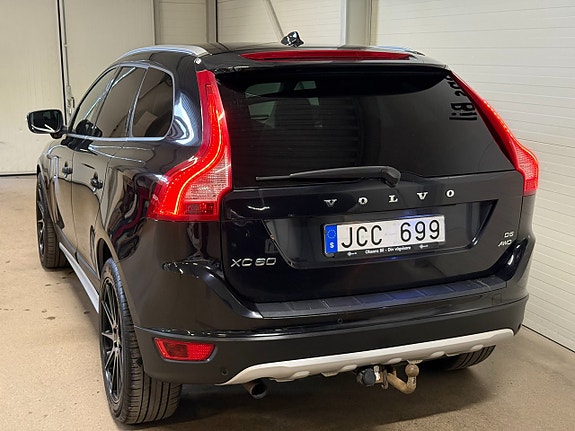 Volvo XC60 5 of 18