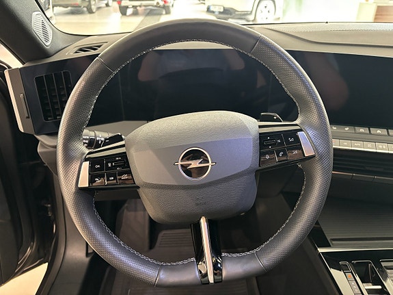 Opel Astra 15 of 21