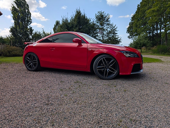 Audi TT 4 of 5