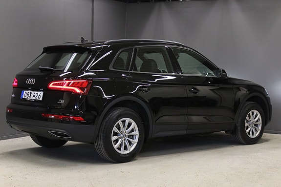 Audi Q5 4 of 5