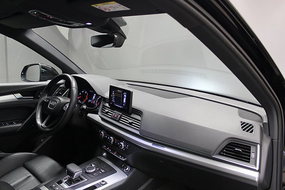 Audi Q5 11 of 13