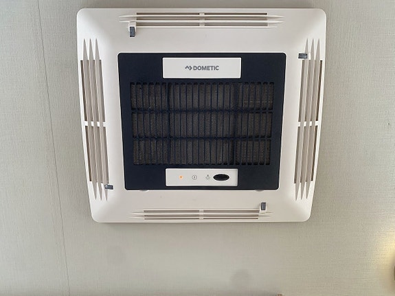 Capron SUNLIGHT A 72 *Alkov *Solcell *AC-bodel 14 of 26