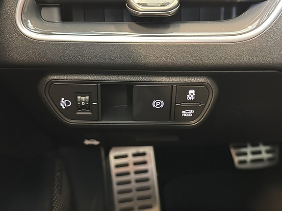 Kia K4 17 of 18