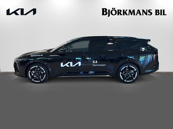 Kia K4 6 of 18