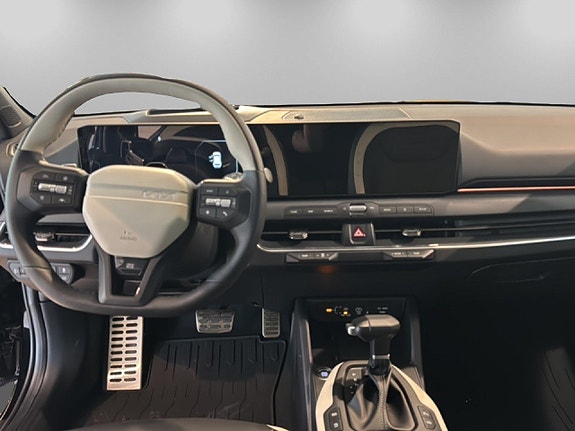 Kia K4 7 of 18