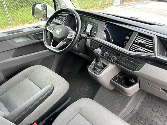 Volkswagen Transporter 12 of 22