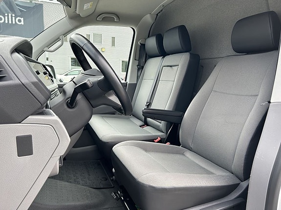Volkswagen Transporter 13 of 22