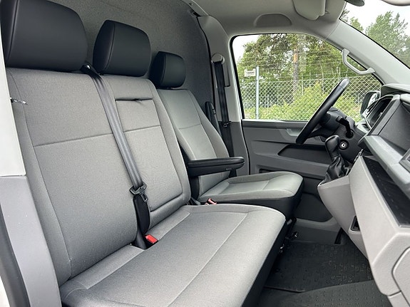 Volkswagen Transporter 14 of 22