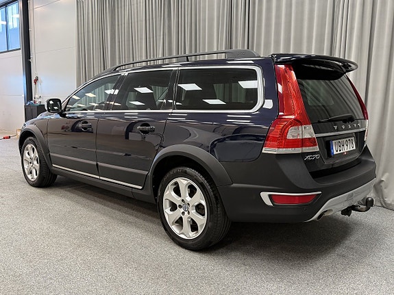 Volvo XC70 3 of 5