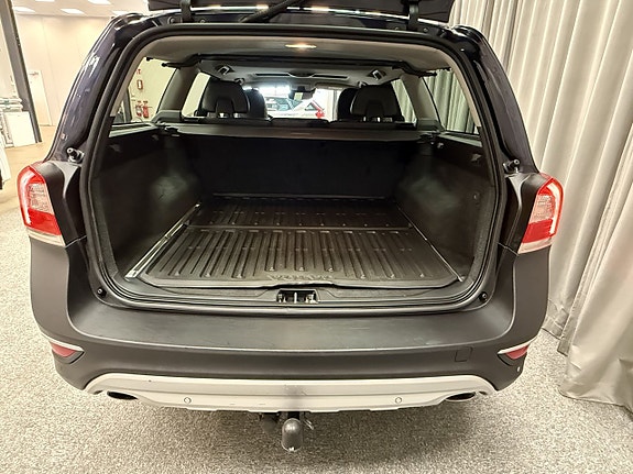 Volvo XC70 6 of 17