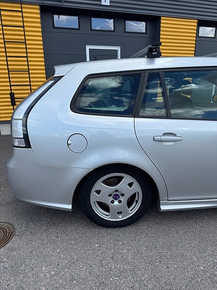 Saab 9-3 4 of 5