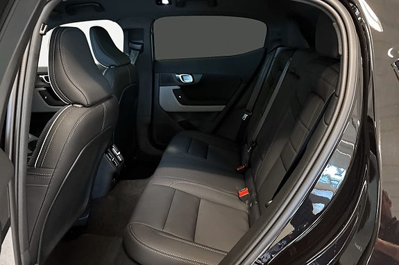 Polestar 2 12 of 30