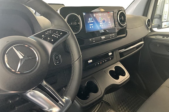 Mercedes-Benz eSprinter 312 12 of 18