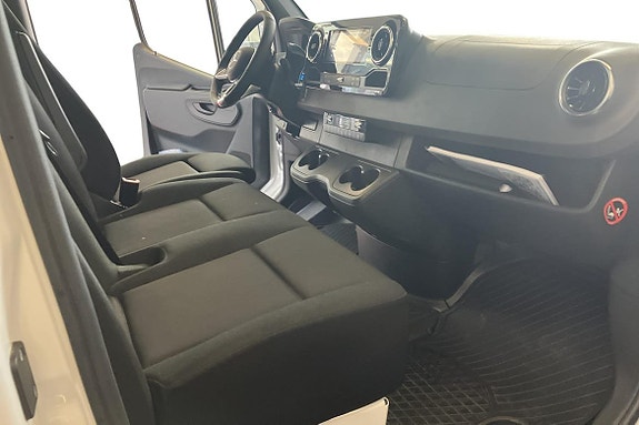Mercedes-Benz eSprinter 312 13 of 18