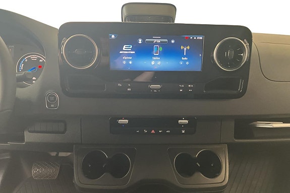 Mercedes-Benz eSprinter 312 17 of 18