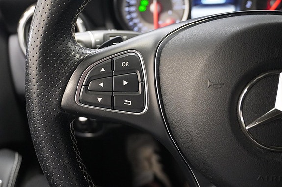Mercedes-Benz GLA200 d 12 of 14