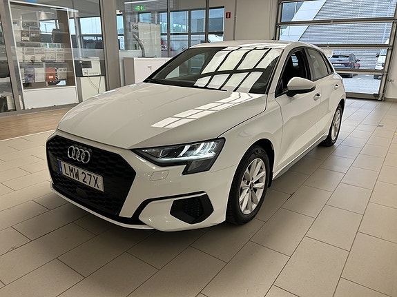 Audi A3 3 of 5