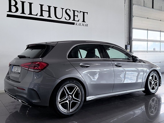 Mercedes-Benz A180 4 of 5