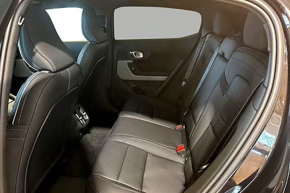 Polestar 2 12 of 30