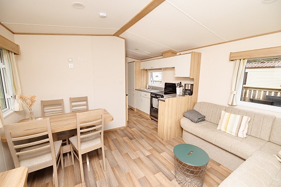 ABI Attraktiv villavagn på Siviks Camping, Lysekil plats 123 ingår 6 of 17