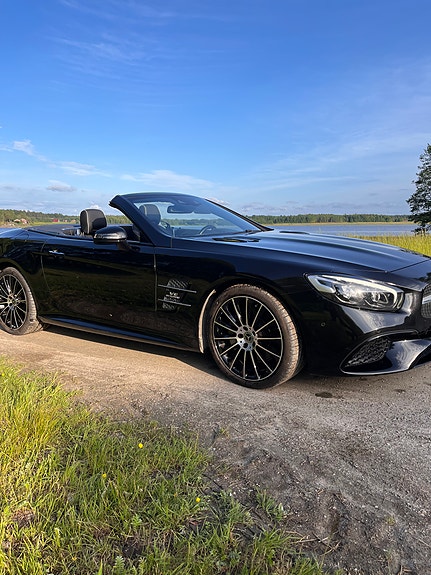 Mercedes-Benz SL500 4 of 5