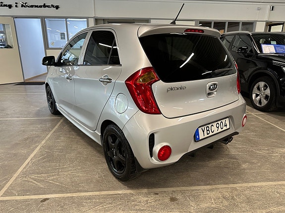 Kia Picanto 4 of 5