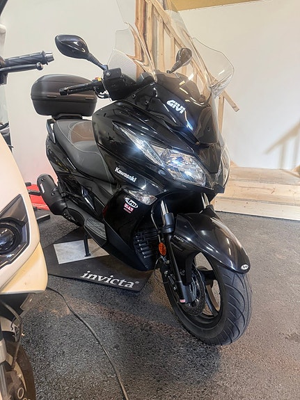Kawasaki J300 0.3 CVT Euro 4 2 of 2