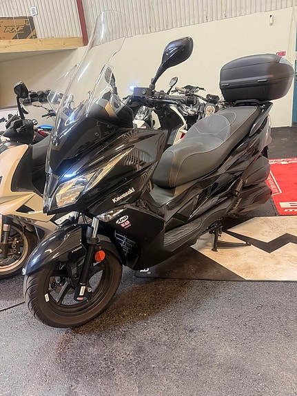 Kawasaki J300 0.3 CVT Euro 4