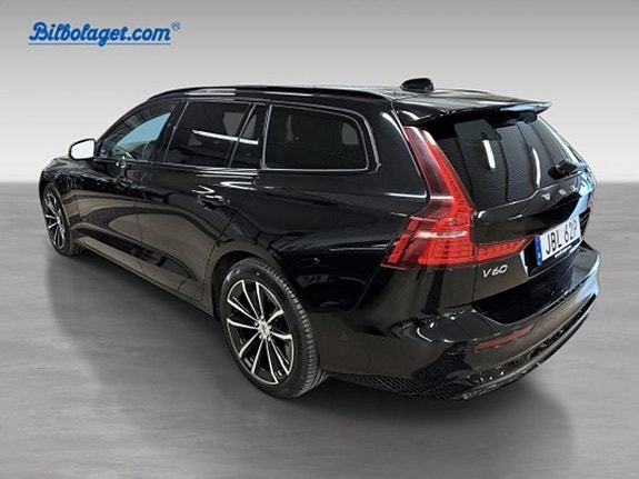 Volvo V60 7 of 18
