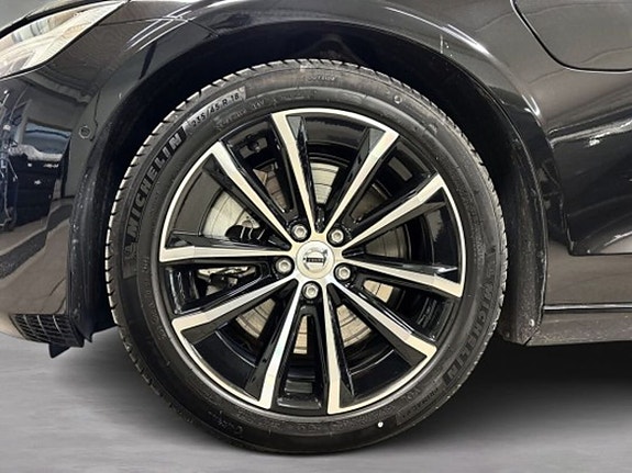 Volvo V60 8 of 18