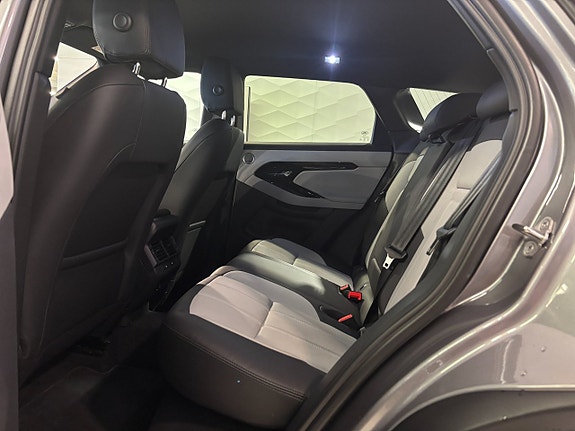 Land Rover Range Rover Evoque 9 of 11