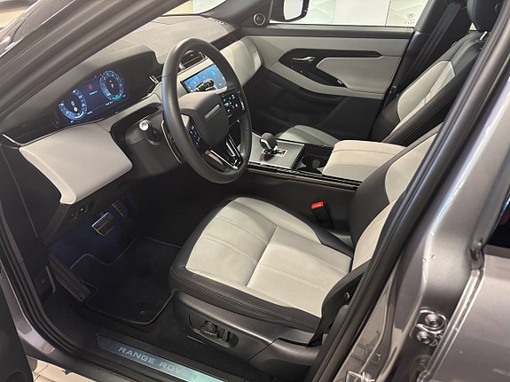 Land Rover Range Rover Evoque 7 of 11