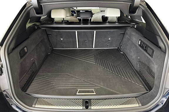 BMW 530e 12 of 19