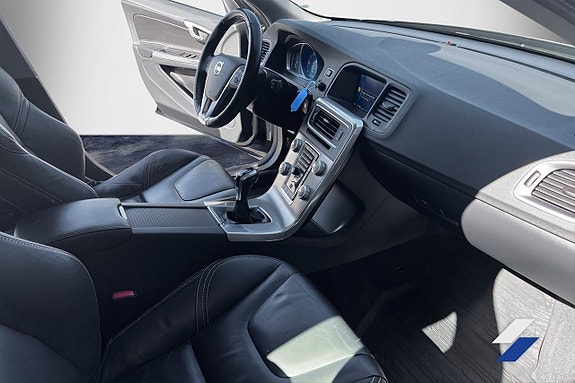 Volvo V60 5 of 5