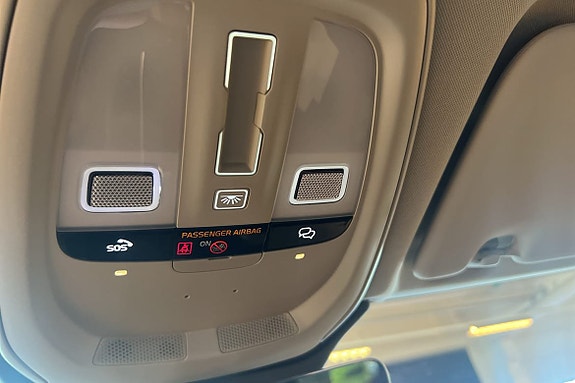 Volvo XC60 27 of 27