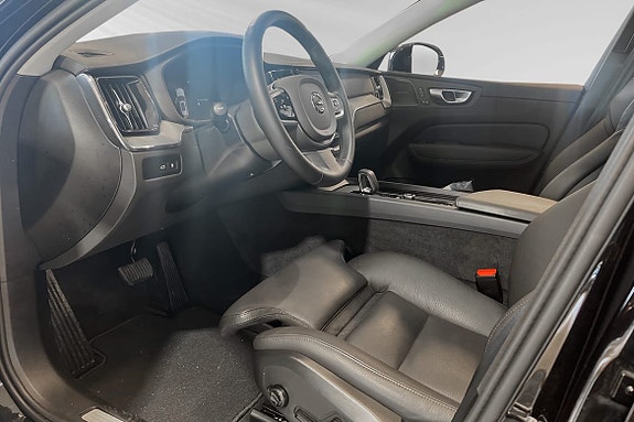 Volvo XC60 7 of 27