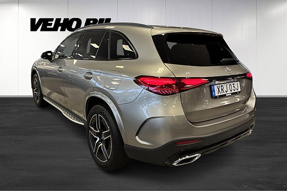 Mercedes-Benz GLC300 de 4 of 5
