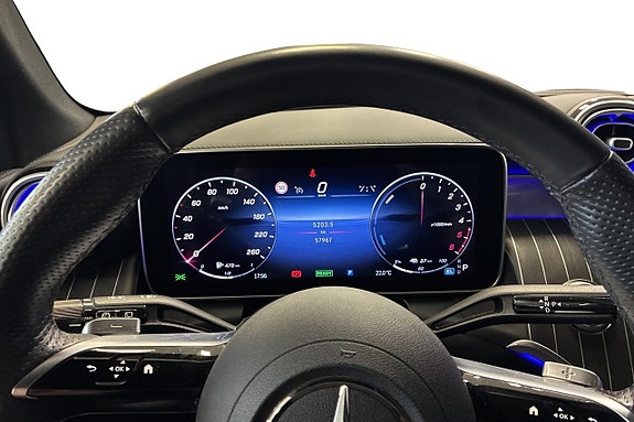 Mercedes-Benz GLC300 de 5 of 5
