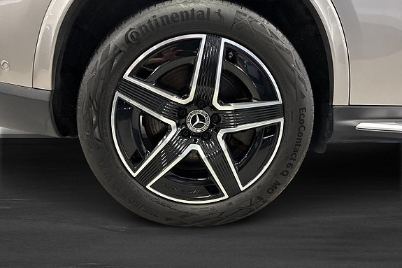 Mercedes-Benz GLC300 de 11 of 12