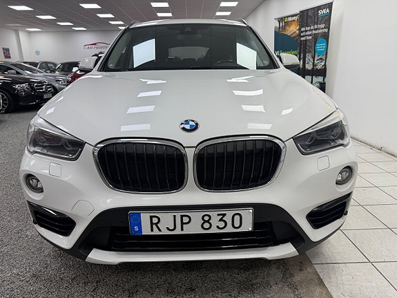 BMW X1 19 of 21