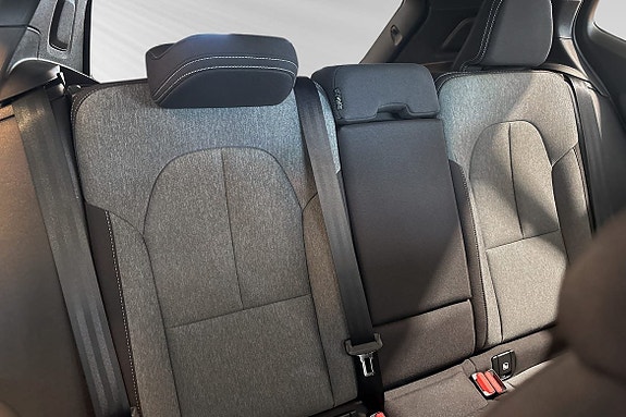 Volvo XC40 20 of 30
