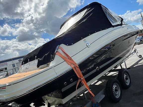 Bayliner VR6 + Mercruiser 4.5L 250 hk -2021 3 of 5